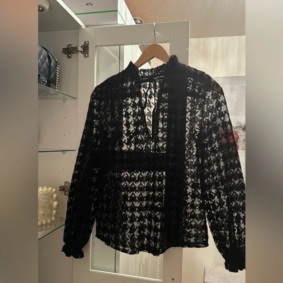 NWOT-Zara Houndstooth Pattern Velvet Bow Belt Black Extra Small Blouse - Picture 3 of 7